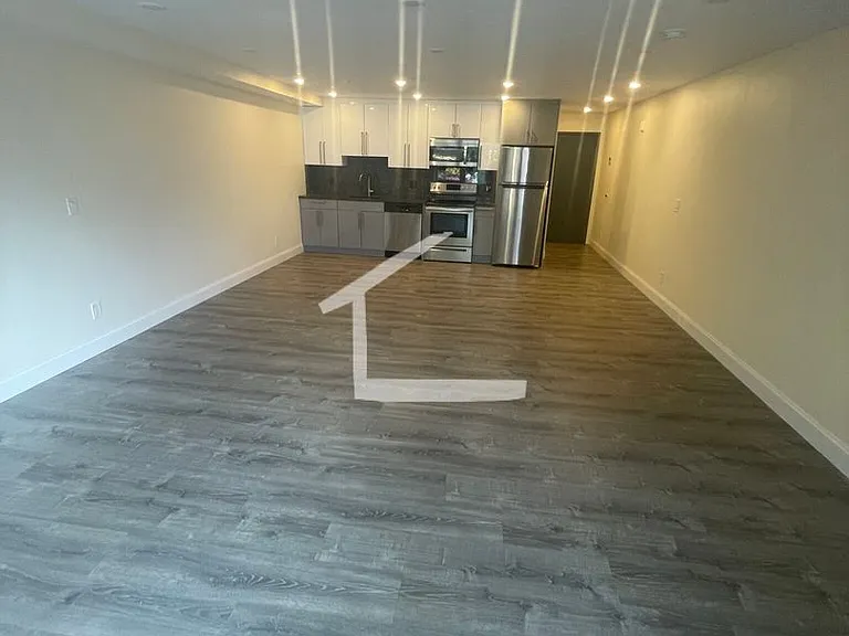 1026 Commonwealth Ave #L205 — Photo 11