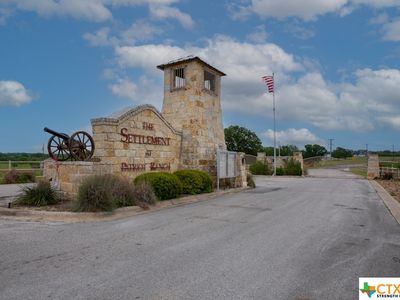 100 Crockett Ln, Luling, TX, 78648