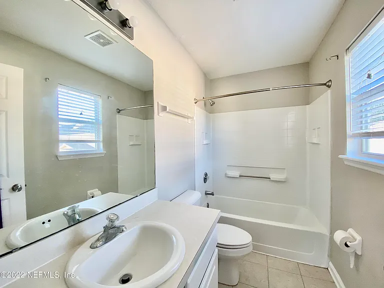 5820 Parkstone Crossing Dr — Photo 16