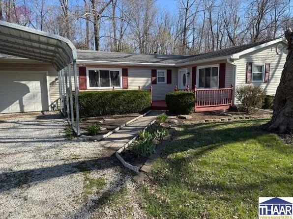 6350 E Woodsmall Dr, Terre Haute, IN 47802