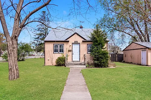 4400 Xenia Ave N Photo 1