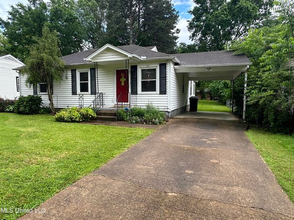 381 W Robinson St, Hernando, MS 38632
