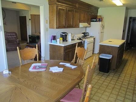 4th image of 1406 Holik Dr