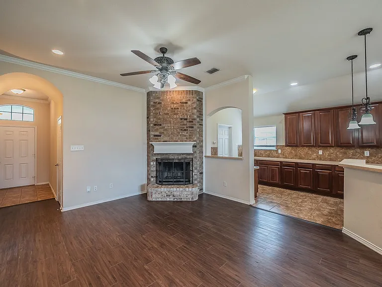 153 Overland Trl — Photo 8
