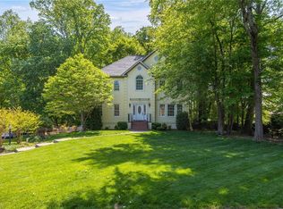 2687 Amesbury Rd, Winston Salem, NC 27103