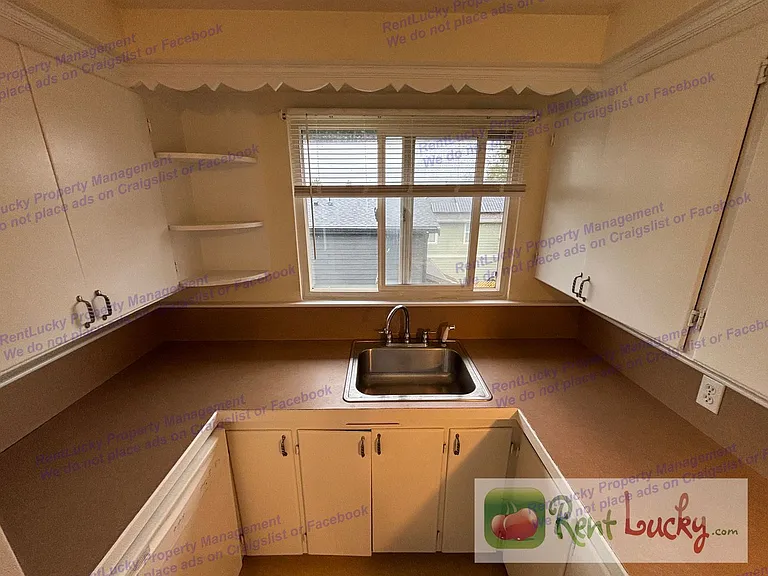 4729 S Findlay St — Photo 5