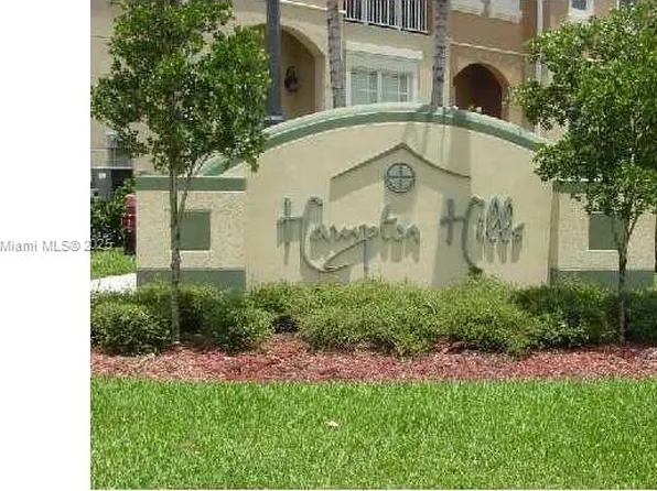 9247 Chambers St, Fort Lauderdale, FL 33321