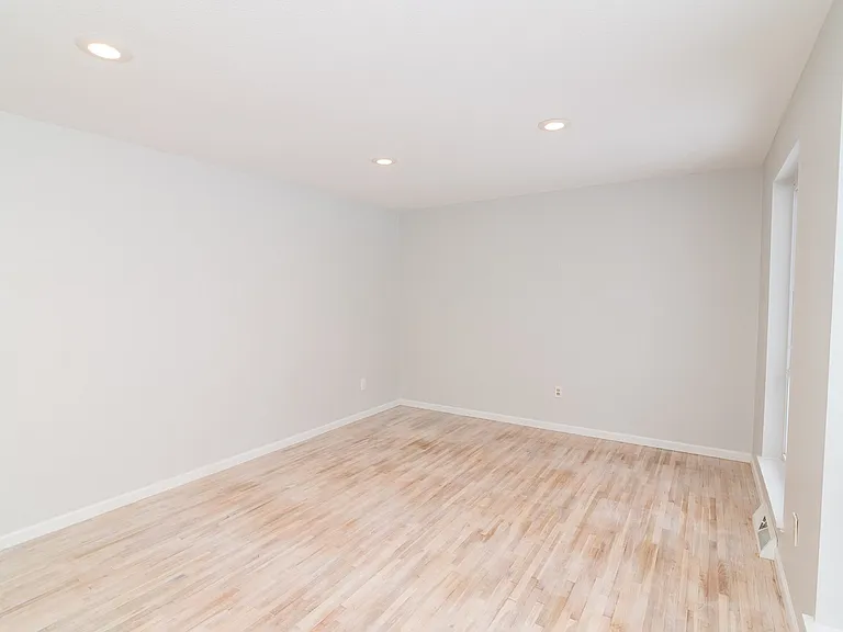 2113 Melody Dr — Photo 16
