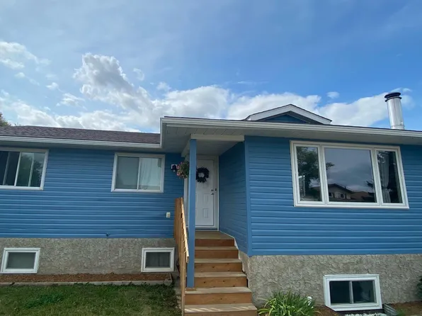 5030 40th St, Cold Lake, AB T9M 2A7
