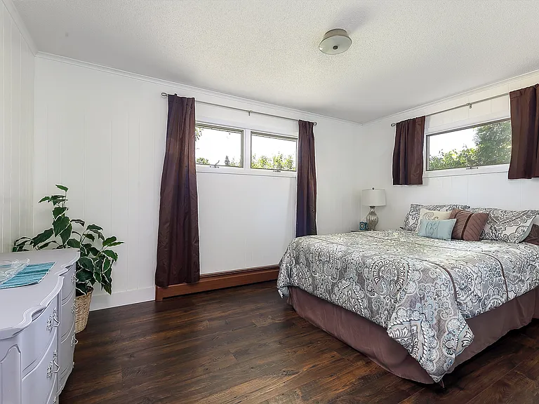 12702 S Cedar Ln — Photo 11