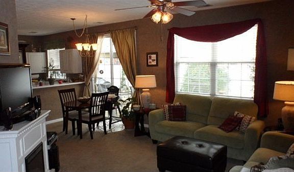 Family Room to Kitchen