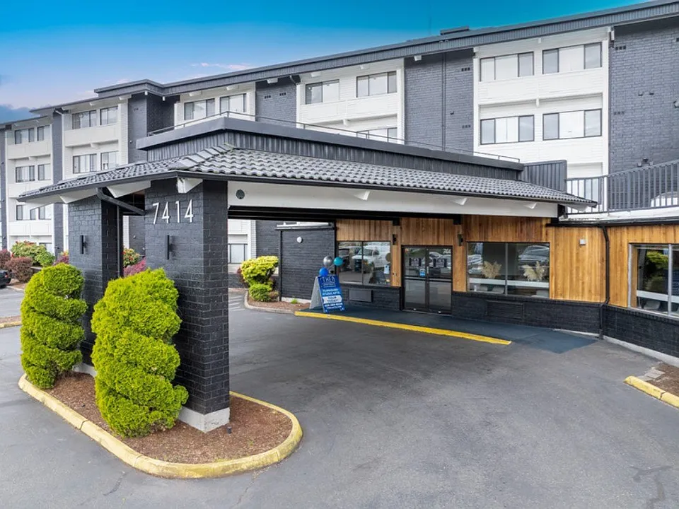 Thea Apartments