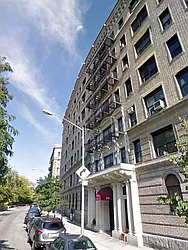 870 Riverside Drive in Washington Heights