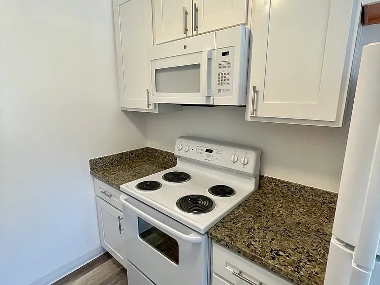 1305 W Campbell Ave #2 — Photo 8