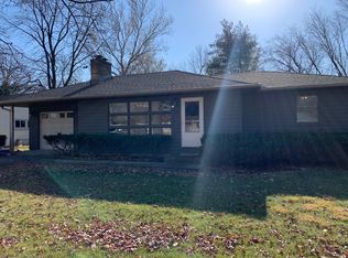 1613 Chevy Chase Dr, Champaign, IL 61821