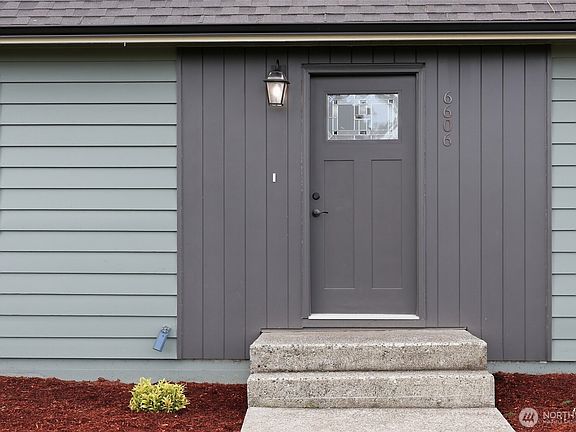 3rd image of 6606 Lombard Avenue #3
