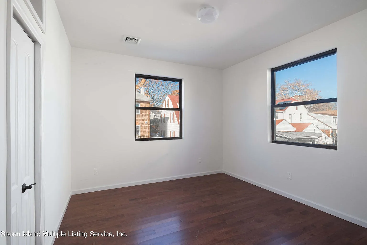 2 bed, 1200 sqft, $2,700 — Photo 4