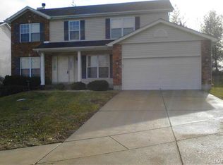 3022 Crystal Lake Dr, Saint Louis, MO 63129