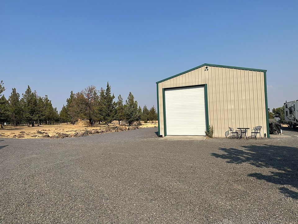 2nd image of 11855 SW Yucca Flats Ln