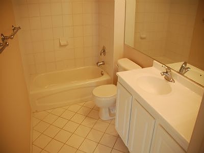 3rd image of 345 S La Salle St #280