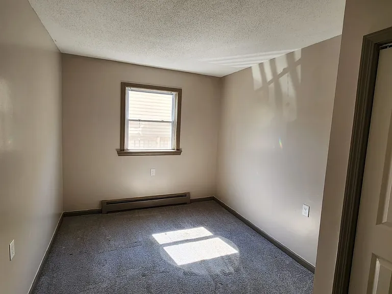 84 Main St #207 — Photo 8