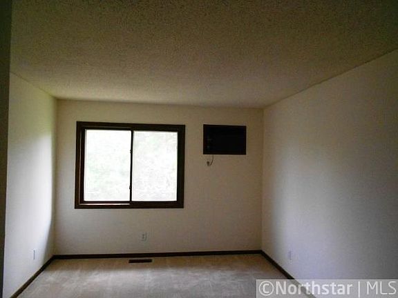 5th image of 2464 Cobble Hill Alcove