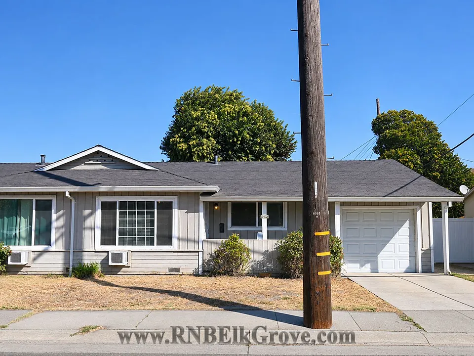 6903 Fruitridge Rd