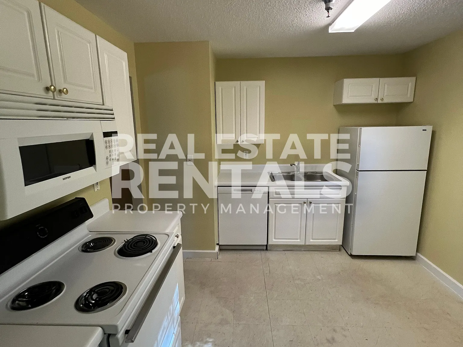 College Heights - #371 — Photo 3