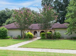 107 Paddington Dr, Lafayette, LA 70508