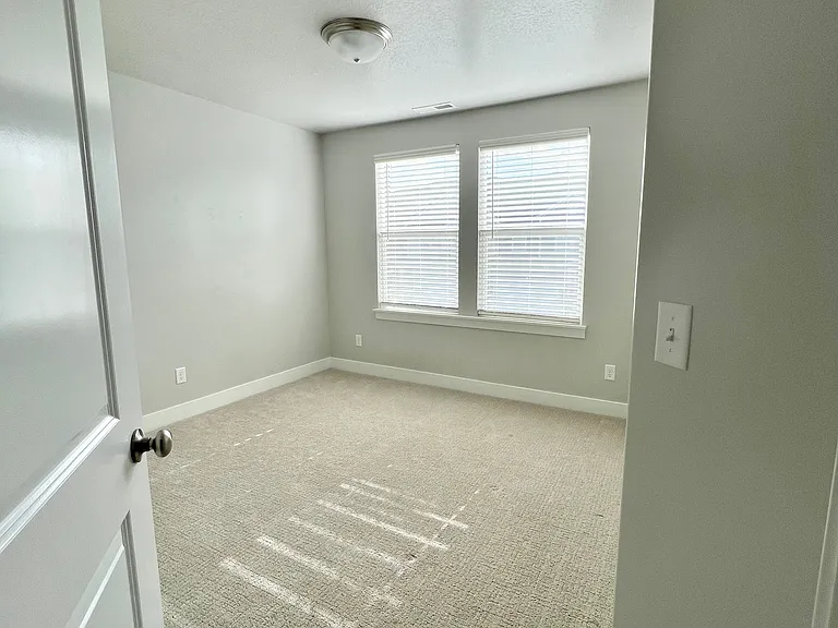 Private Bedroom