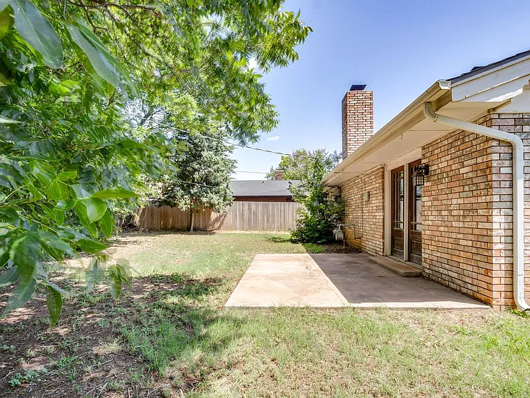 11007 Greystone Ave — Photo 44