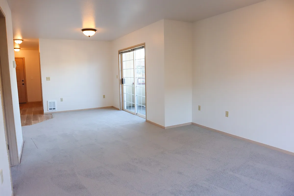 Building Photo - 2234 Eastlake Ave E #2