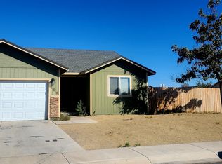 132 Campfire Cir, Fernley, NV 89408