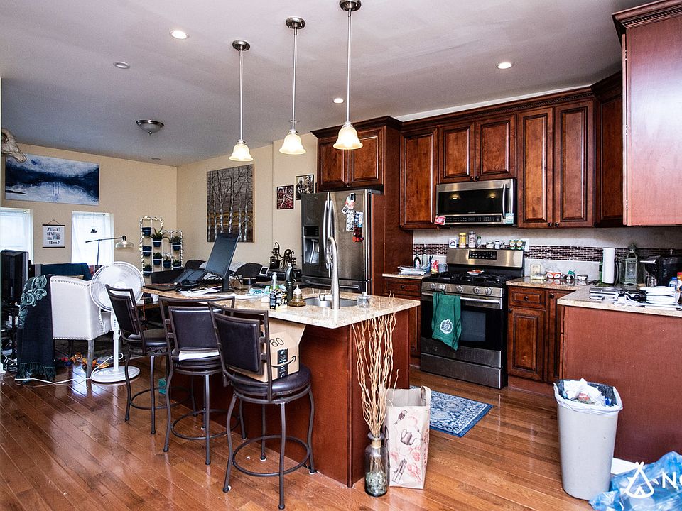 1st image of 322 Throop Ave #3A