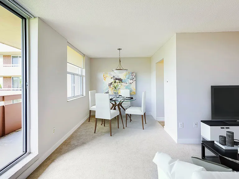 395 Martha St #503 — Photo 9