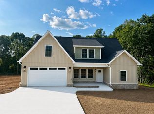 470 Somerset Dr, Appomattox, VA 24522