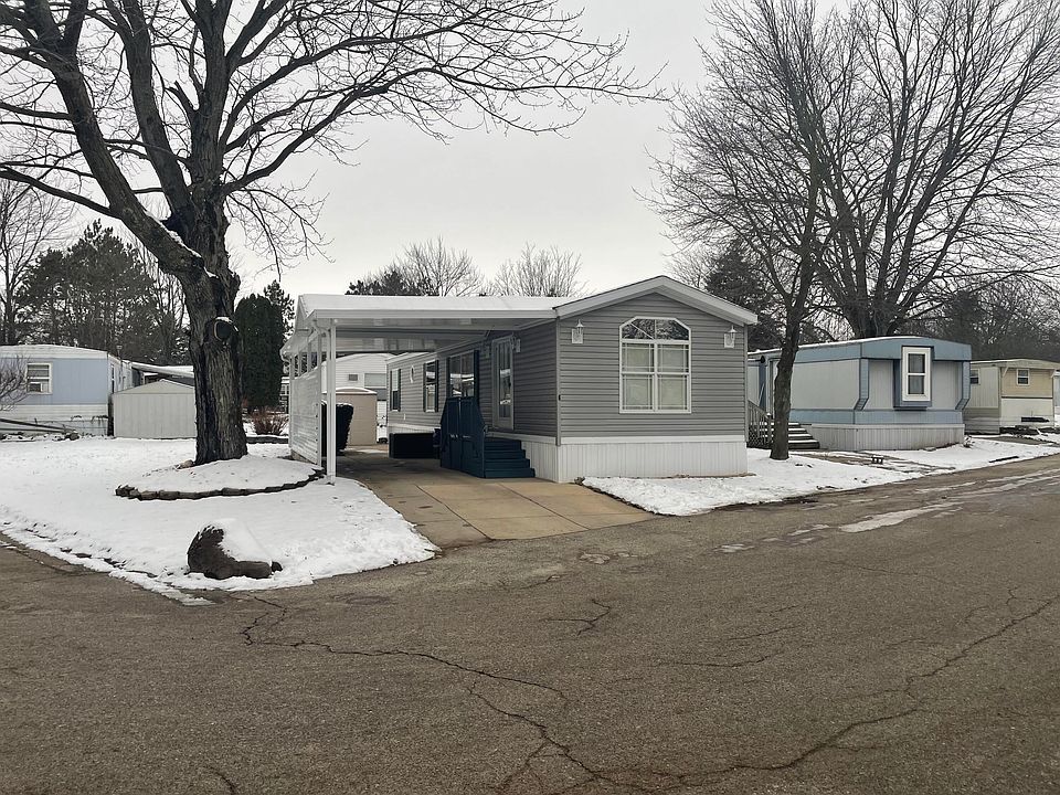 1st image of 927 W Lake Dr Lot 6