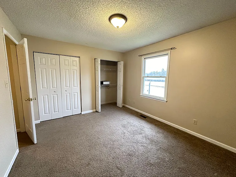 305 Elmer St #12 — Photo 11