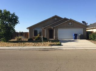 5635 E Pitt Ave, Fresno, CA 93727