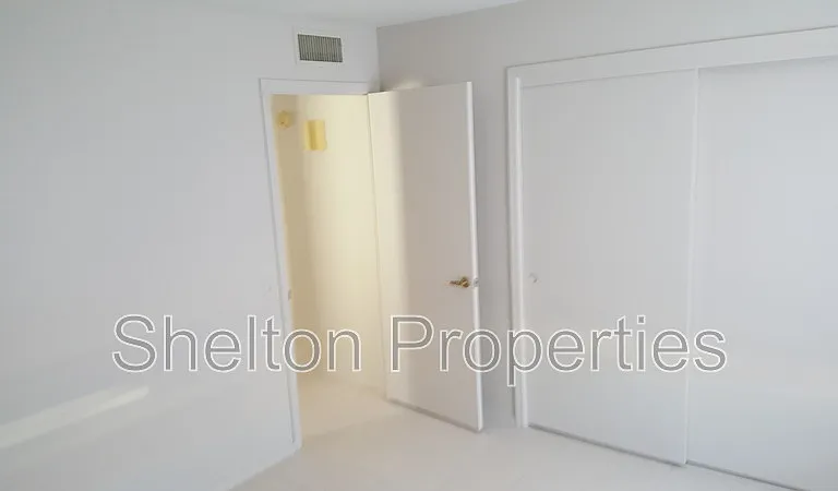 14305 W Heritage Dr — Photo 12