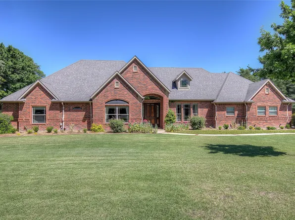3 Bluebonnet Trl, Greenville, TX 75402
