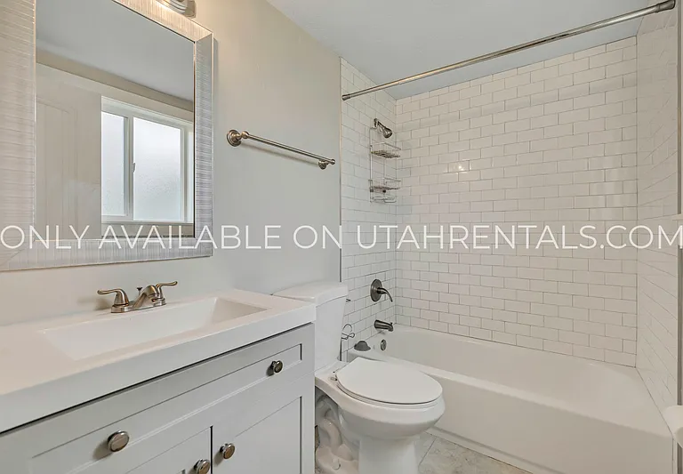 336 E Rena Ave — Photo 15