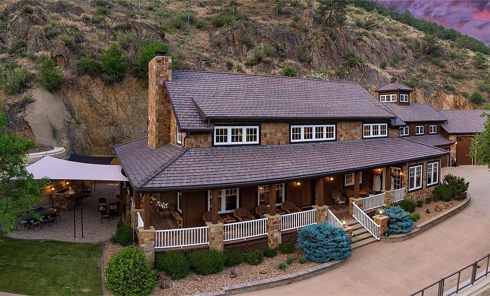Front View of home