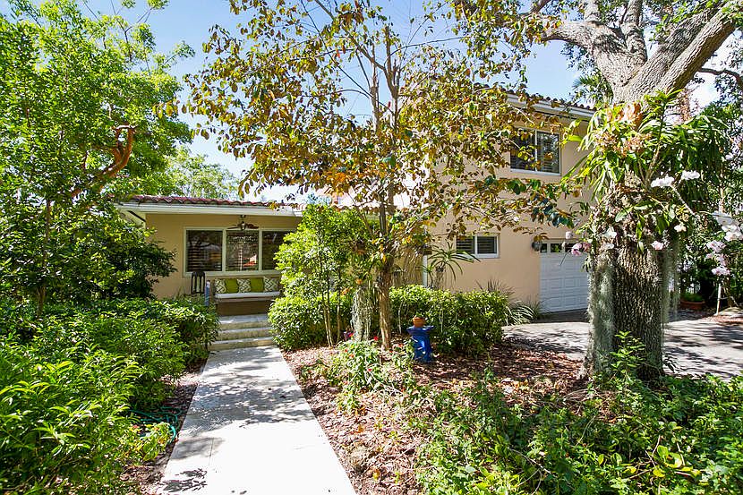 Home For Sale In Coral Gables Riviera