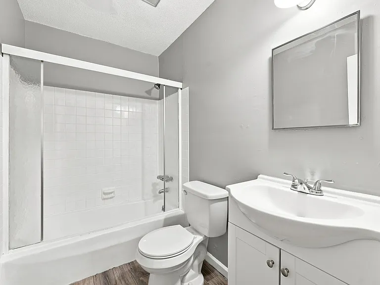 Skyview Townhomes — Photo 3