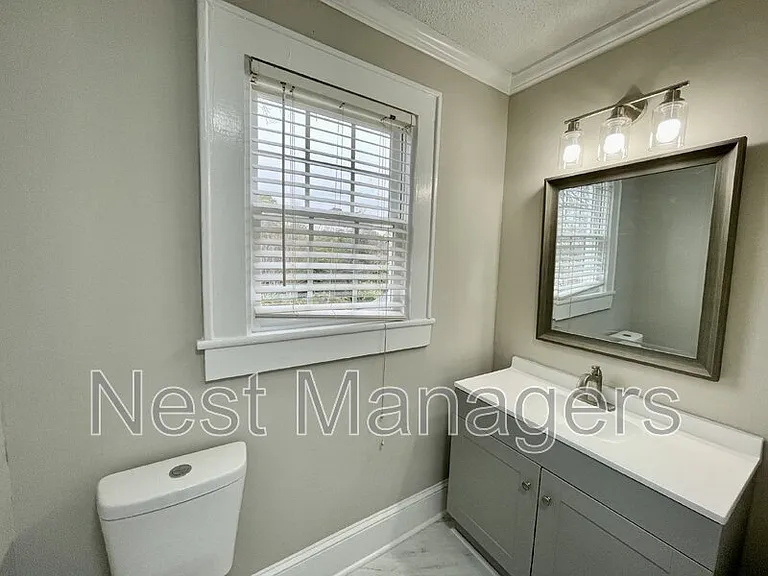 1312 Summitt Ave — Photo 28