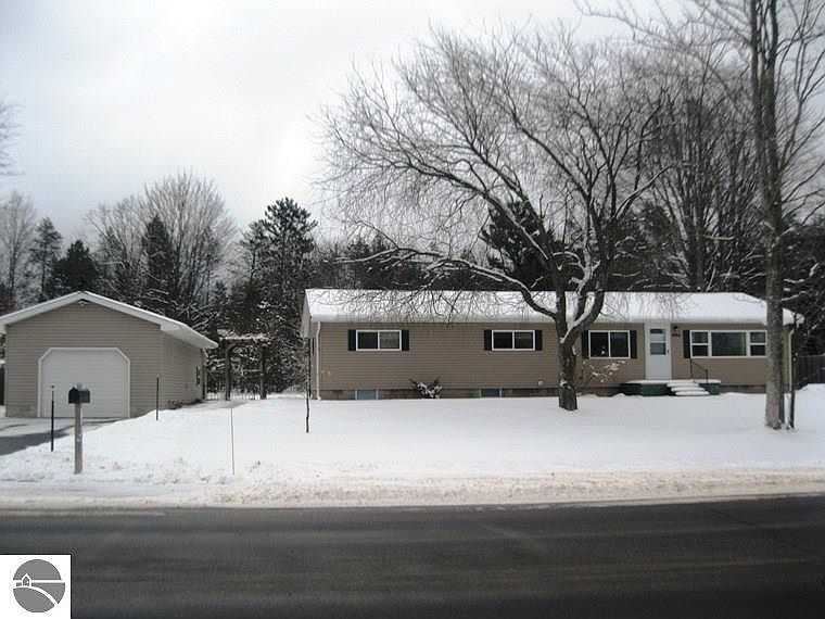 1444 W Kalkaska Rd, Kalkaska, MI 49646 Zillow