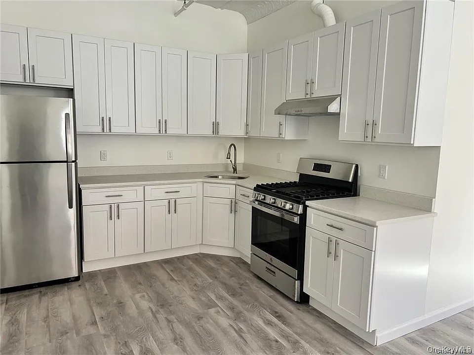 102 North St #8