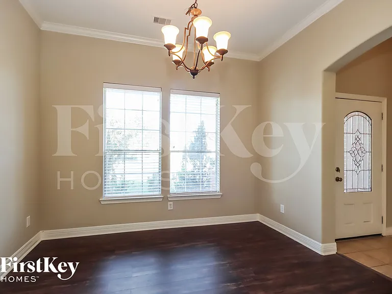 21630 Hansom Dr — Photo 6
