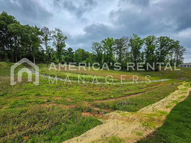 4325 Henry Rd — Photo 44